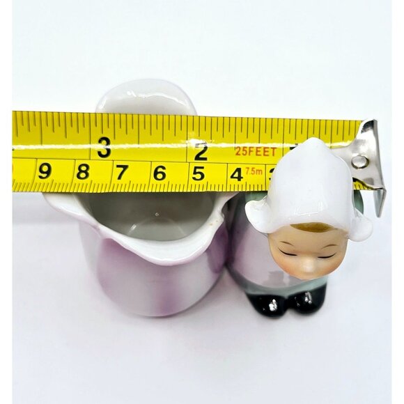 Vintage Ceramic Dutch Girl & Tulip Bud Vase Figurine - Picture 6 of 6